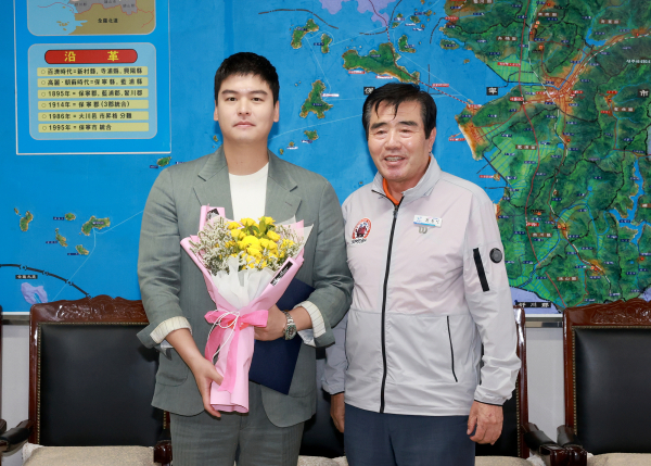 2023 아시안컵 보령국제요트대회 홍보대사에 배우 이장우 씨 위촉 모습