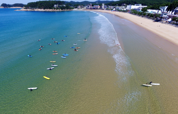 홀리데이 인 태안 등 (만리포)