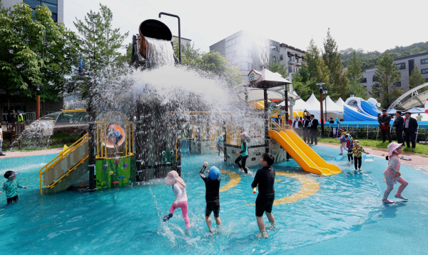 용운동 물놀이장