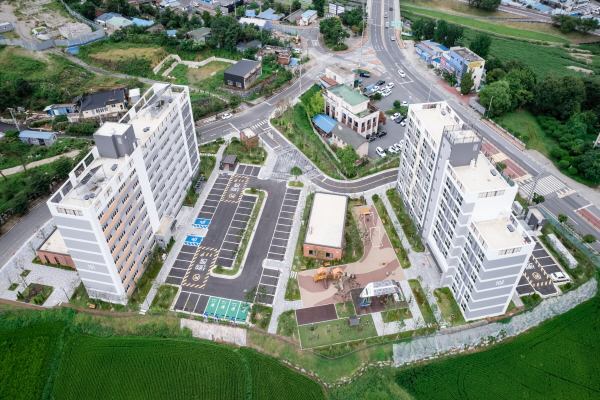 청양읍 교월리에 위치한 고령자복지주택 항공사진