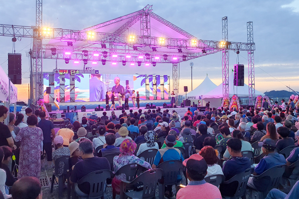 지난 26일부터 27일까지 열린 '제17회 삼길포 우럭축제' 현장 모습