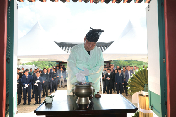 제98주기 옥파 이종일 선생 추모 제향 모습