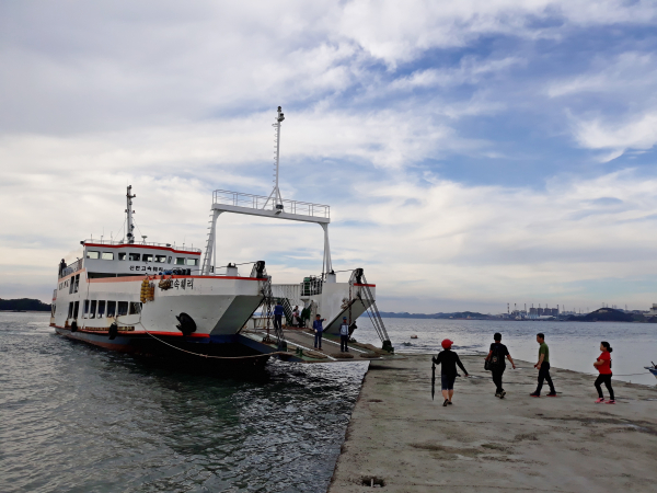 여객선 승선 모습