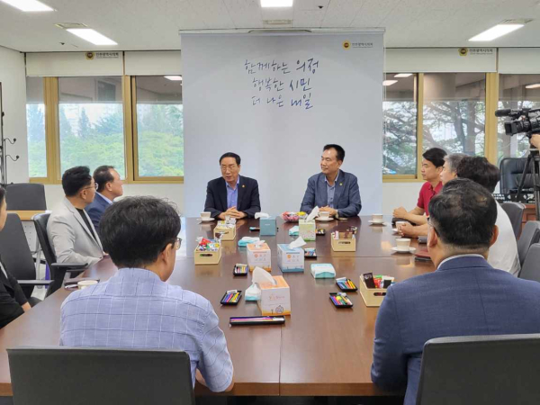 충남도의회 운영위, 인천시의회 방문