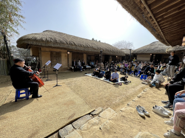 지난해 열린 초가집 음악회