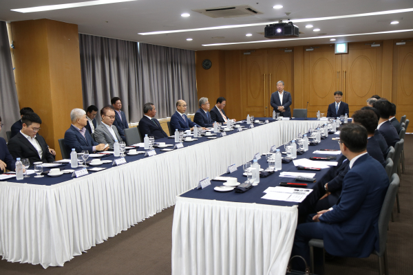 신희철 대전지방국세청장 초청 상공인 간담회 개최 모습