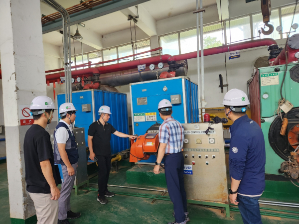 노사합동 점검팀, 가온용 보일러 점검 모습