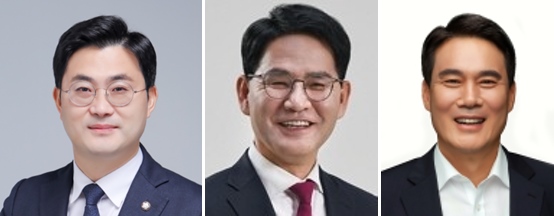 (왼쪽부터)이정문 국회의원, 이창수 천안병 당협위원장, 신진영 대통령실 행정관