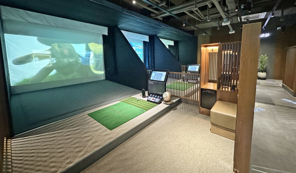 약 500평 규모의 골프존 GDR아카데미 성남판교점이 오픈했다.