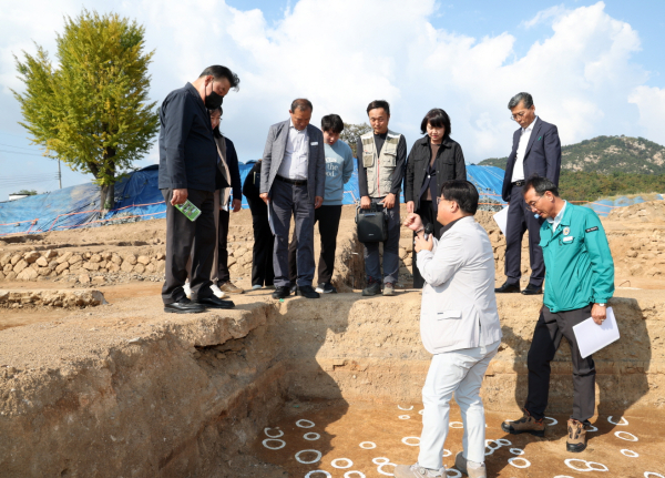 23일 진행된 태안읍성 남동성벽 발굴조사 최종보고회 모습