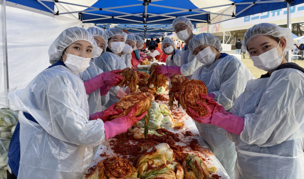 ‘2023 유성구 사랑의 김장 나누기’ 동참 모습