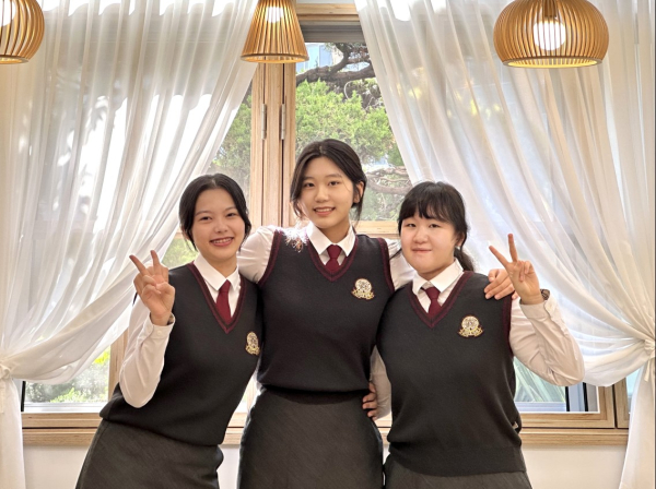 (왼쪽부터) 대전여자상업고 문희정, 김예화, 손수빈 학생