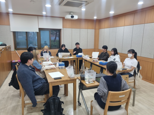학생상담센터가 운영한 ‘2023학년도 집단상담 프로그램’ 진행 모습