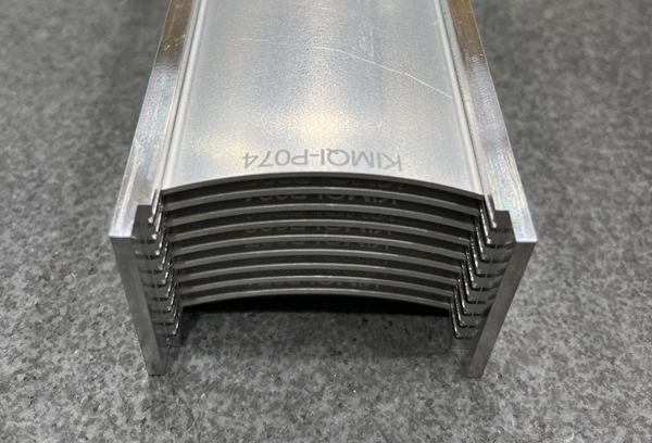 한국원자력연구원에서 개발한 고밀도 저농축 곡면형 판형핵연료 집합체