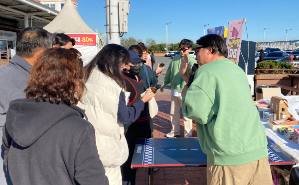 지난 21일 행담도 휴게소에서 열린 찾아가는 서산여행 홍보 마케팅 모습