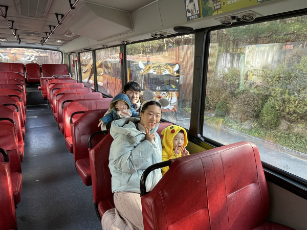 오월드 소원이벤트 당첨자 방문 사진