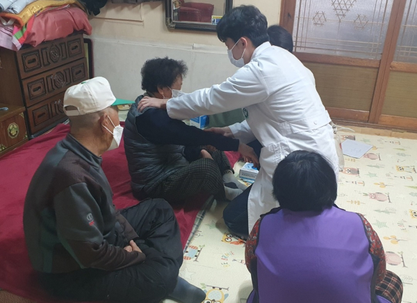 찾아가는 한방진료 사진