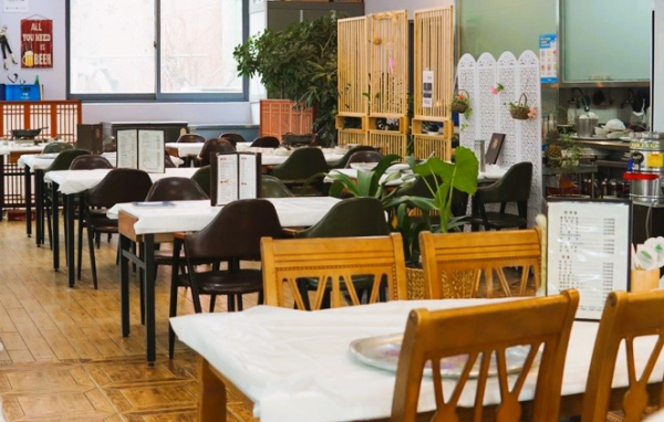 음식점 입식탁자 시설개선 자료사진