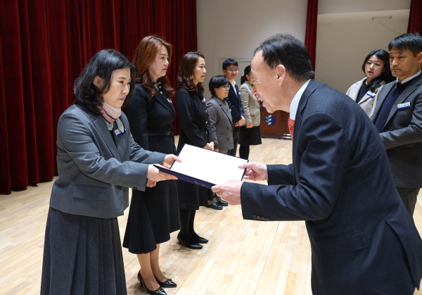 2023년 하반기 적극행정 우수공무원 시상식 모습