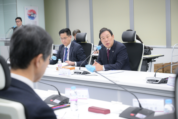 지난 12일 시청 집현실에서 ‘2024년 지방대학 및 지역균형인재 육성지원협의회’ 진행 모습