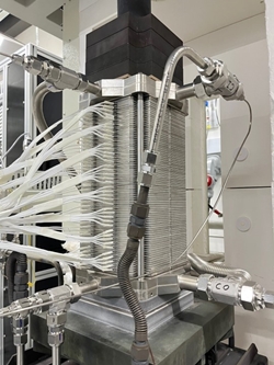 에너지연 연구진이 개발한 SOEC 스택