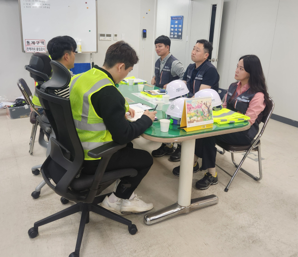 청주시설공단과 상호 교차점검 및 안전간담회 진행 모습