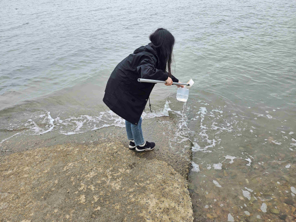 4월 22일 삼길포 일원에서 진행된 유행예측조사