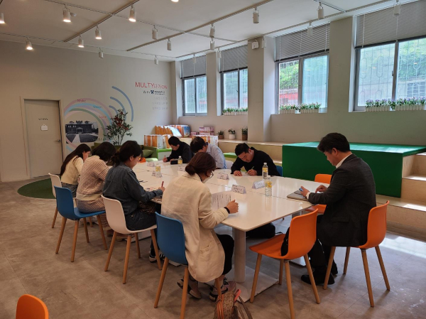 지난 2023년 대전광역새일센터에서 진행한 가족친화인증 준비 그룹 컨설팅 현장