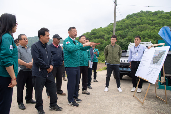 최원철 공주시장, 재해복구사업장 현장점검 진행 모습