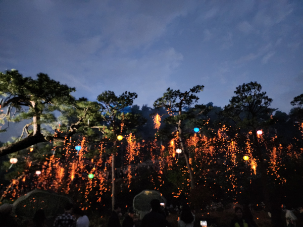 지난해 영평사 낙화행사 모습