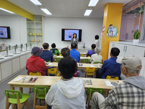 노인구강건강교실 운영 사진