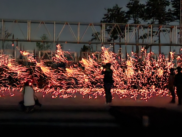 환상적인 불꽃 쇼 낙화 축제 진행<br>