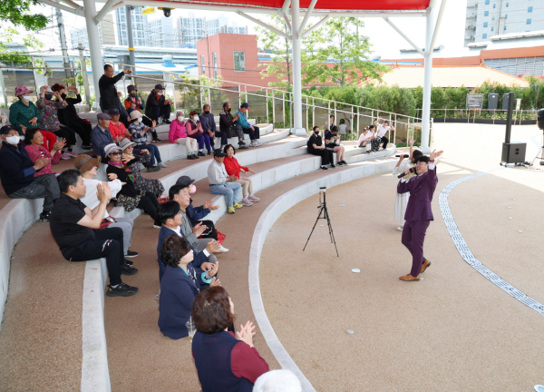 지난해 중앙로 광장 상설공연 모습(2023. 5. 13.).