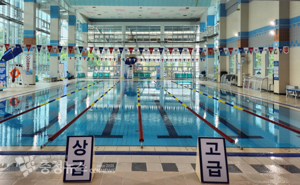 논산 국민체육센터 수영장