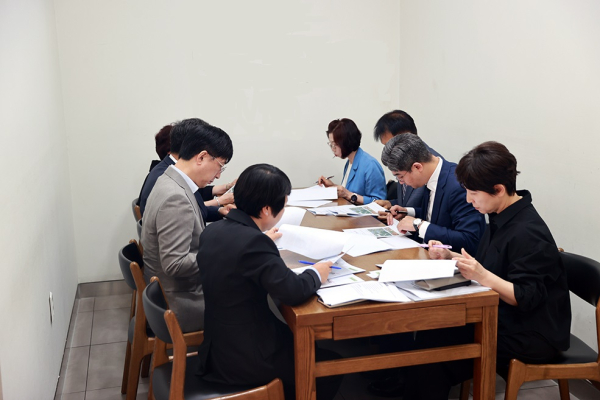 지역사회와 함께하는 ESG 교육경영 실천 협의체 회의 진행 모습