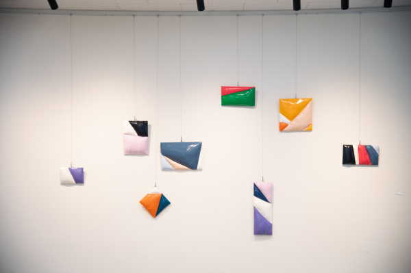 ‘Fly Up’ 전시회 진행 사진