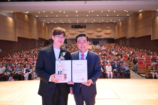 개그맨 심문규, 백성현 논산시장