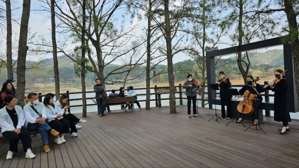 대청호 생태테마관광 프로그램 운영 모습