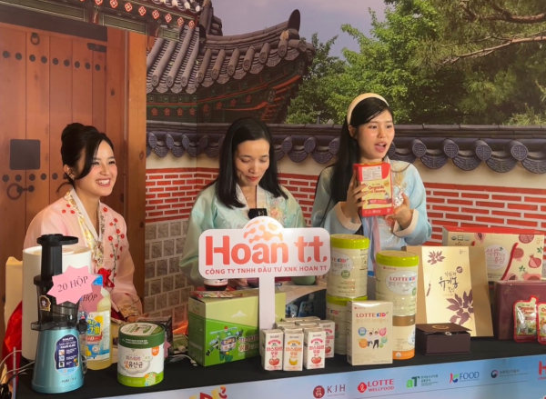 한국산 영유아·건강기능식품 라이브커머스 현장