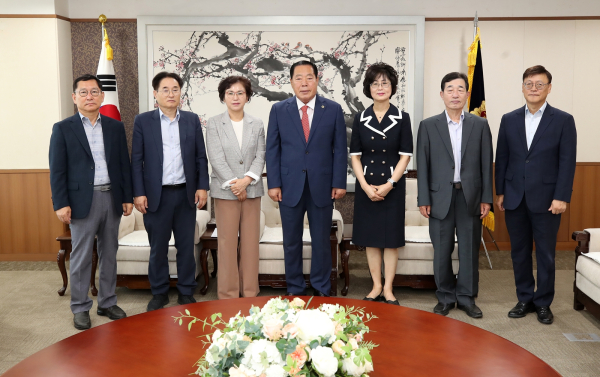 제2기 윤리심사자문위원회 위원 위촉