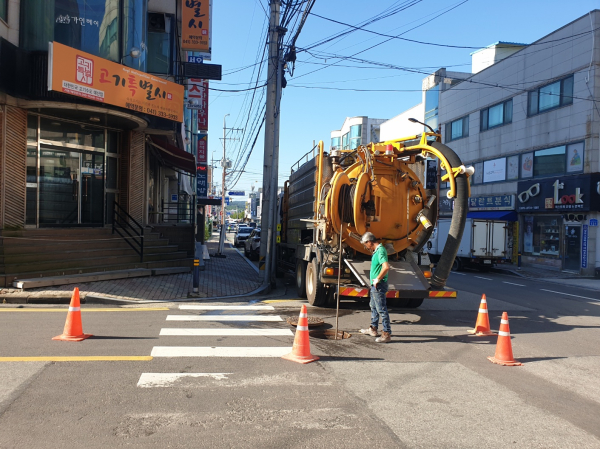 하수관로 준설 공사 모습