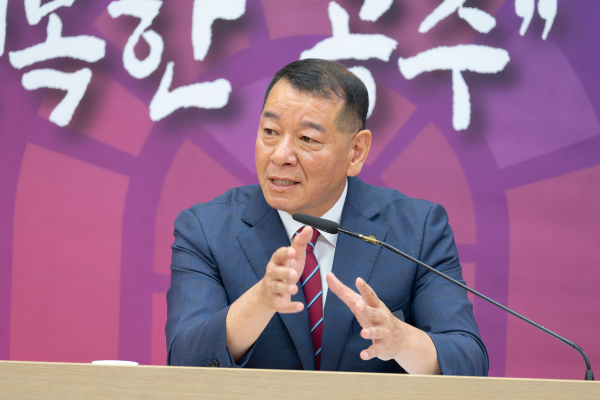 26일 시청 집현실에서 열린 민선8기 출범 2주년 언론인 간담회 진행 모습