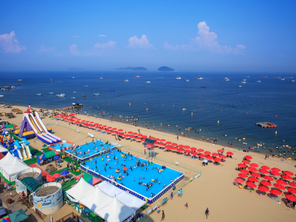 왜목마을 해수욕장 모습