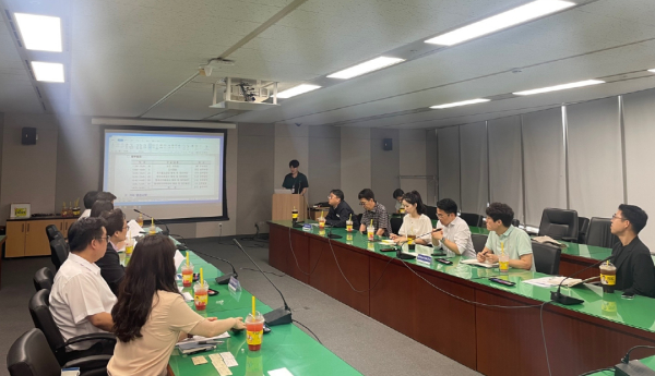 국가철도공단, 한국수자원공사, 한국도로공사, 한국토지주택공사 등 4개 공공기관이 5일 공단 본사(대전 동구)에서 법무 분야 대외 네트워크 워크숍을 시행하고 있다.