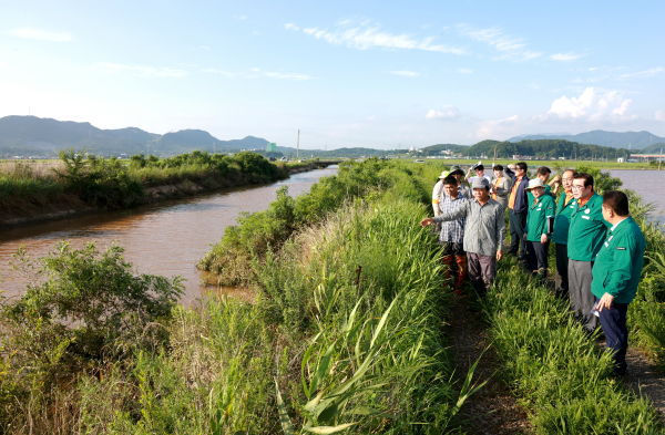 지난 10일, 김동일 시장 피해현황 관련 주교면 은포리 시찰