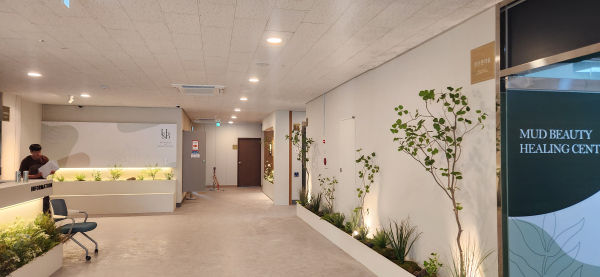 뷰티치유관 데스크 모습