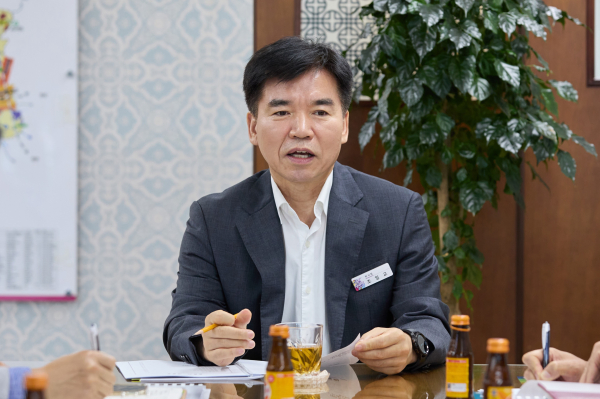 22일, 조일교 부시장 주재 국᠂소장 주간간부회의 개최 모습