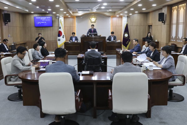 제306회 홍성군의회 임시회 폐회