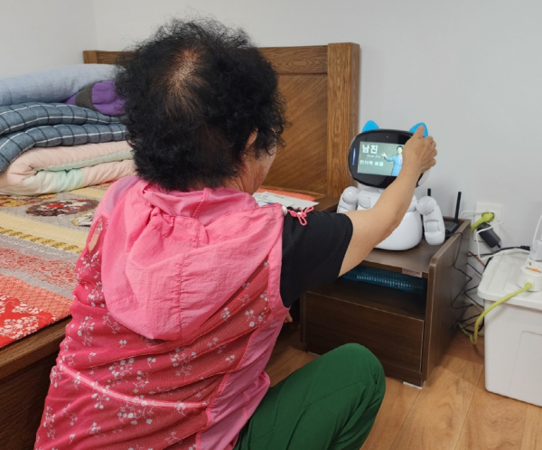 AI돌봄로봇 사진