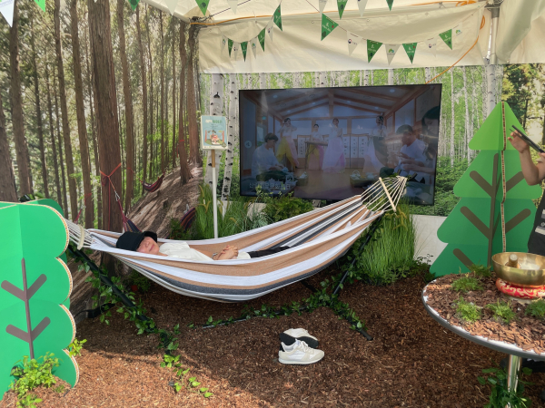 ‘2024 웰니스페어’ 해먹 명상 체험 운영 사진.